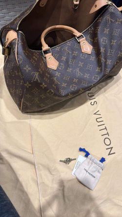 Louis Vuitton Speedy 30 and wallet. for Sale in San Jose, CA - OfferUp