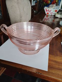 Vintage anchor hocking Manhattan pink depression glass serving bowl 1930s