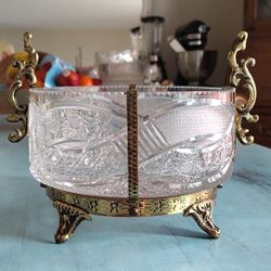 Vintage Hollywood Regency Cut Crystal Bowl Pedestal Footed Brass Base Large & Heavy Kendall area