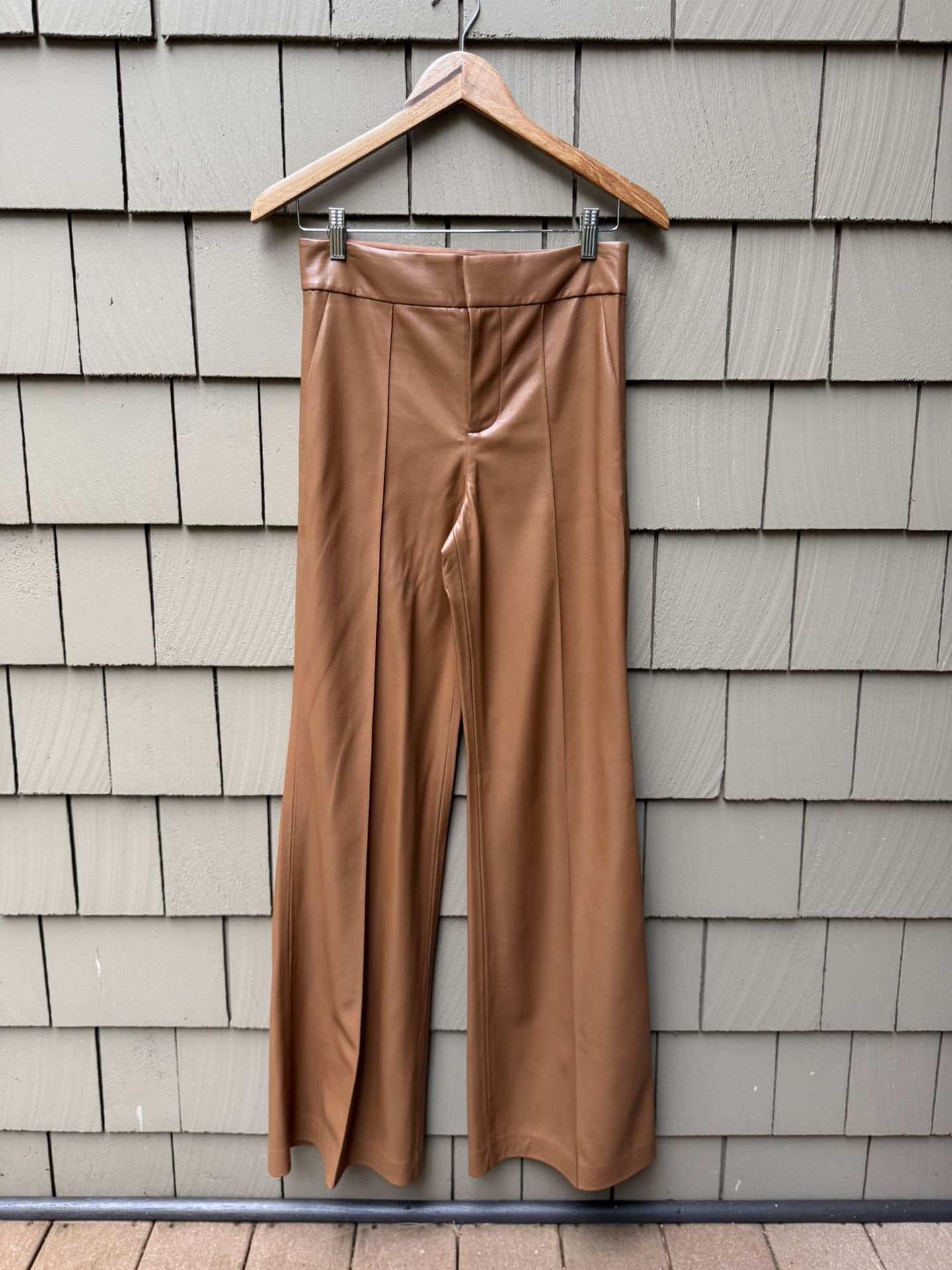New Size 4 Alice + Olivia Tan Faux Leather Wide-Leg Pants
