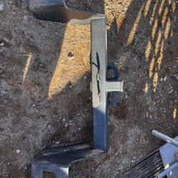 Truck Tow Hitch Connection 