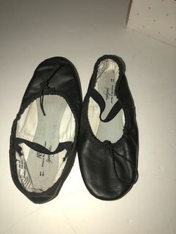 Girls ballet shoes, sz 11