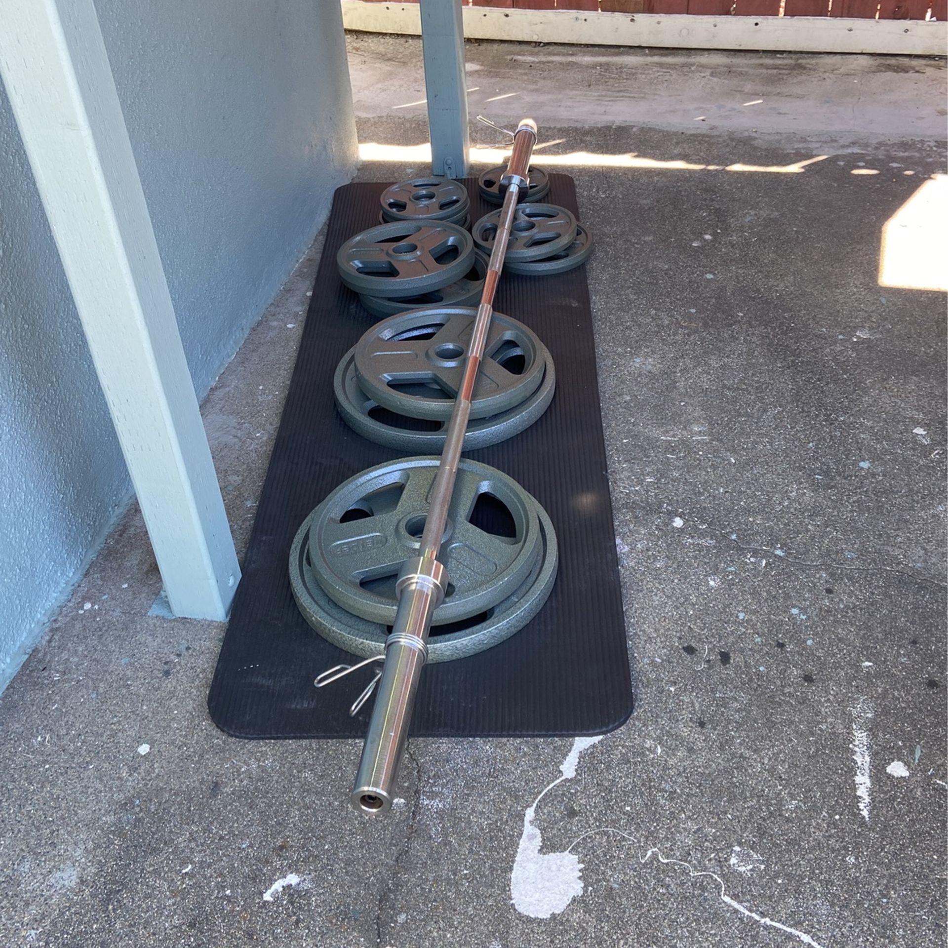 Weights for sale, Olympic Barbell