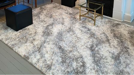 Gray-White Carpet