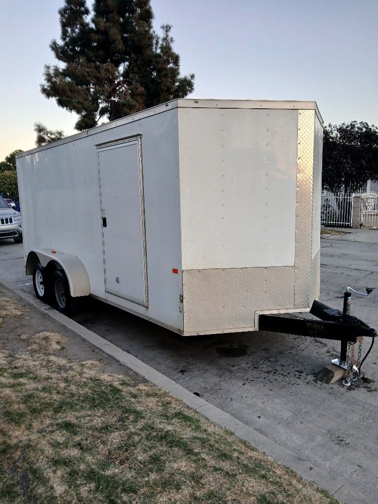 16FT + VNOSE ENCLOSED TRAILER 
