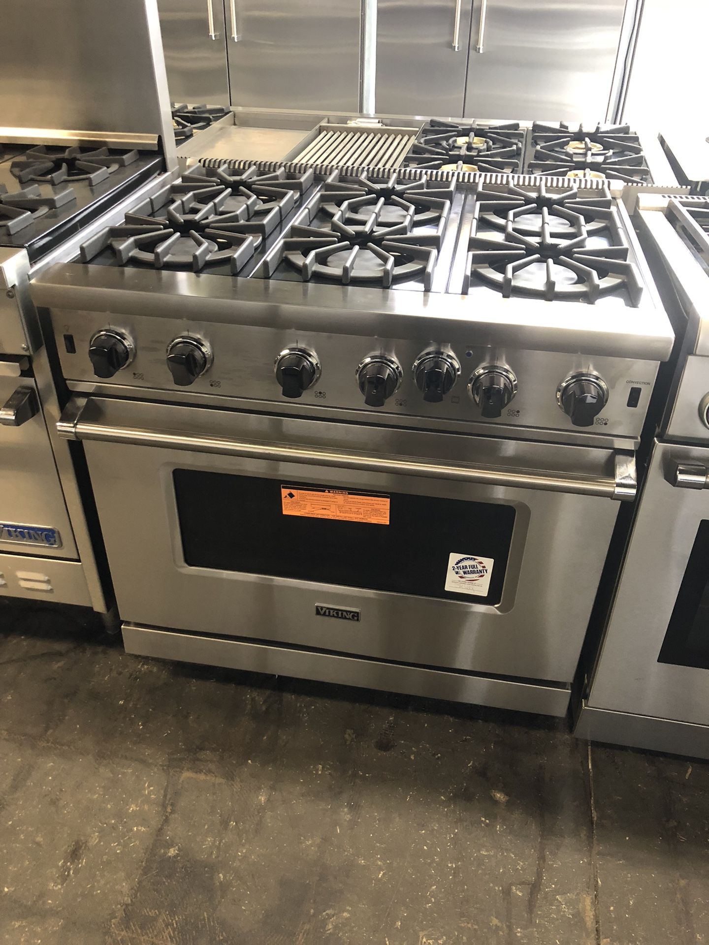 Viking 36” Gas Range Stove In Stainless Steel New Open Box
