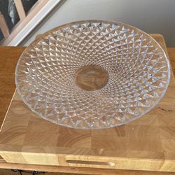 Diamond Pattern Glass Bowl