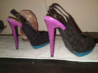 Brand New. Sole Obsession. Size 7 🔥❤️💯(There's More)