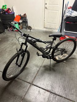 hyper bicycle 29 mountain bike