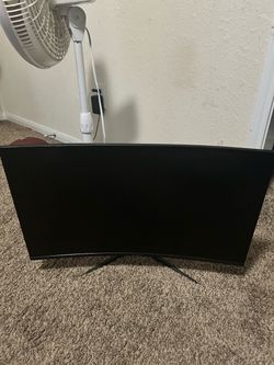 Curved monitor