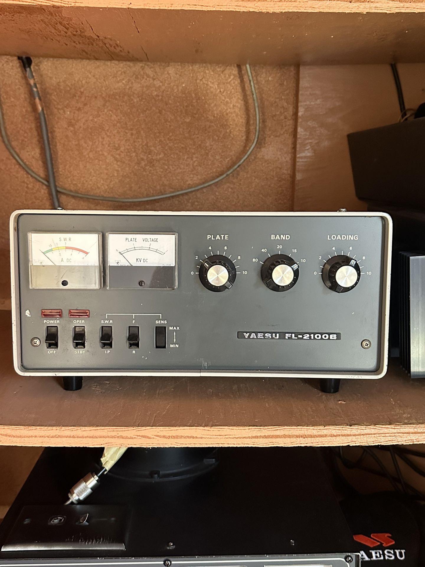Yaesu Fl-2100B HF AMPLIFER With 2 Tubes
