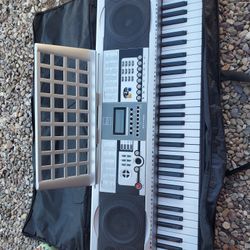 Pianos