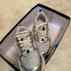 Stylish Sneakers Size 8.5 – Like New