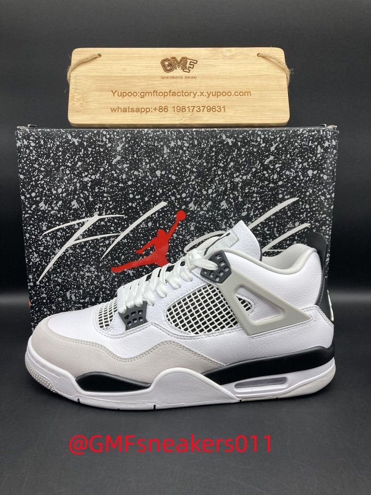Air Jordan 4 Retro ‘’ Military Black ‘’