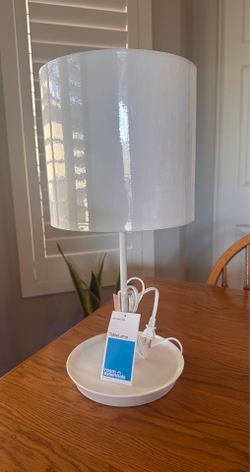$10 - New 19” Table lamp with USB-A port in base.  Pickup only in the area of 36th Ave and Pinnacle peak within 24hours of take greatly appreciated.  