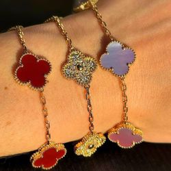 18k yellow gold Red Van cleef Alhambra style Carnelian 5 motifs clover shape stone bracelet