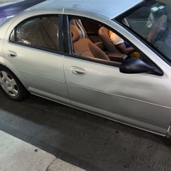 Dodge Stratus