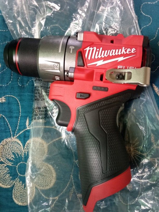Milwaukee 3404-20 M12 FUEL 1/2" Hammer Drill/Driver
