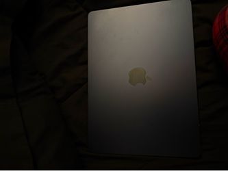 MacBook Air M2 2022  245 GB