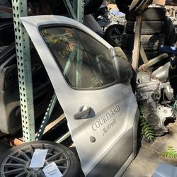 Parts Only 2016 Ford Transit 150 Low Roof Right Front Door W Mirror