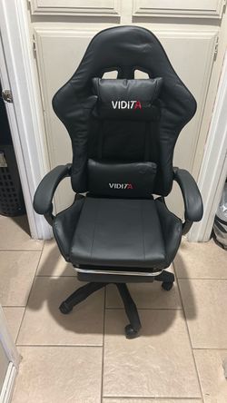 Gaming chair all black new