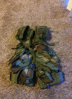 BDU load bearing vest