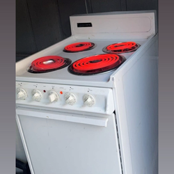 FOR SALE 20” in stoves working perfectly fine message me only if serious about buying only thank u