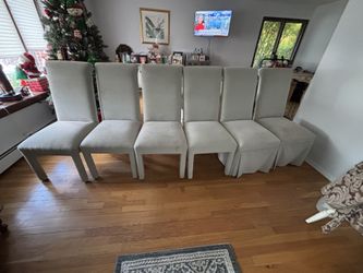 Beautiful dining room set with six leather suede chairs only $600