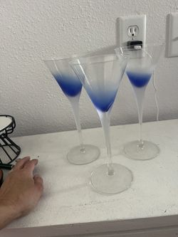 3 Glasses 