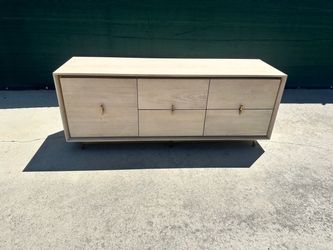 CB2 Lara Acadia Low Dresser Cabinet Entertainment Center Tv Stand Sideboard Credenza