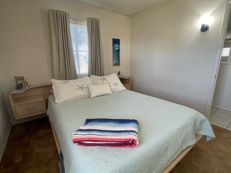 High quality Vintage platform bed