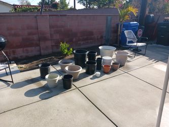 Various Sizes Pots