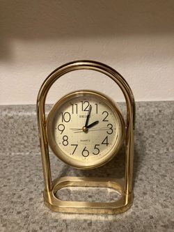 Seiko Quartz Gold-Tone Desk Clock