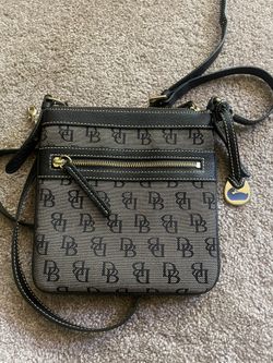 Dooney And Bourke Crossbody Black Bag 
