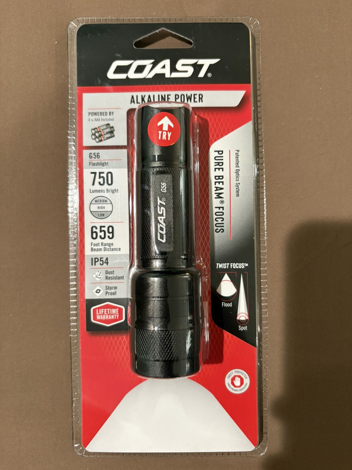 Coast 750 Lumens Flashlight