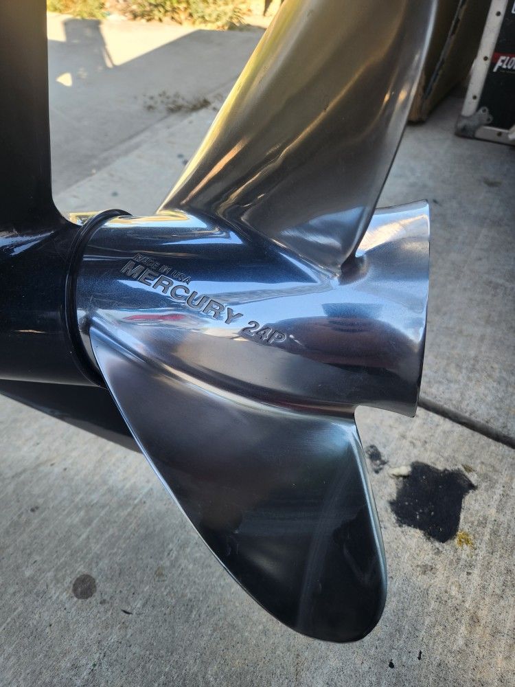 24 Pitch Fury Prop
