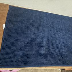 Room Essentials Navy Blue Bath Mat 100% Polyester 24x17in Rectangle Bathroom