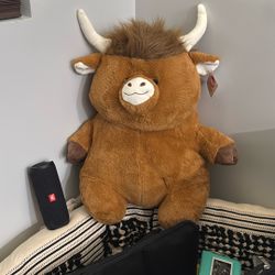 Bull Plushee
