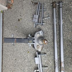 Husky Heavy-Duty 12,000 lb. Weight Distribution Hitch (1,200 lb. Tongue Weight)