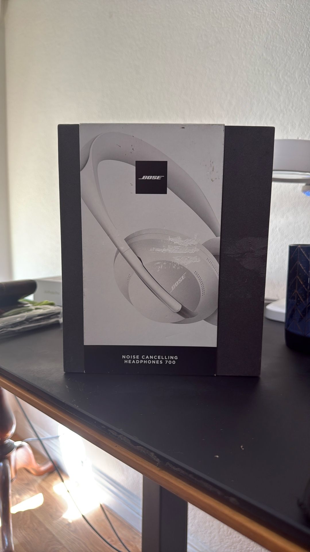 BOSE Noise Canceling Headphones 700 - Brand New - SEALED - WHITE