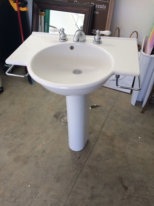 Porcher Sapho Pedestal