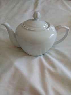 Cordon Blue Porcelain Tea Pot