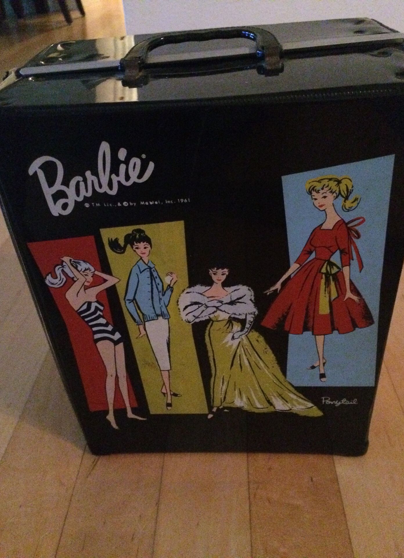 Vintage Barbie Case 1960's