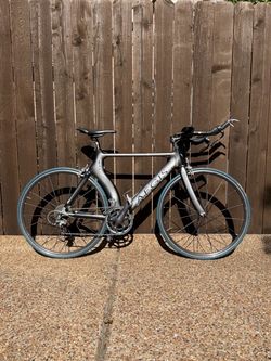 Aegis carbon fiber triathlon bike - size 56