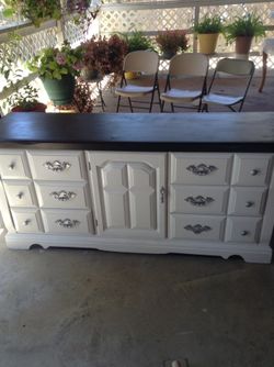 I make old furniture new and modern