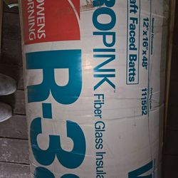 R38 faced insulation batts