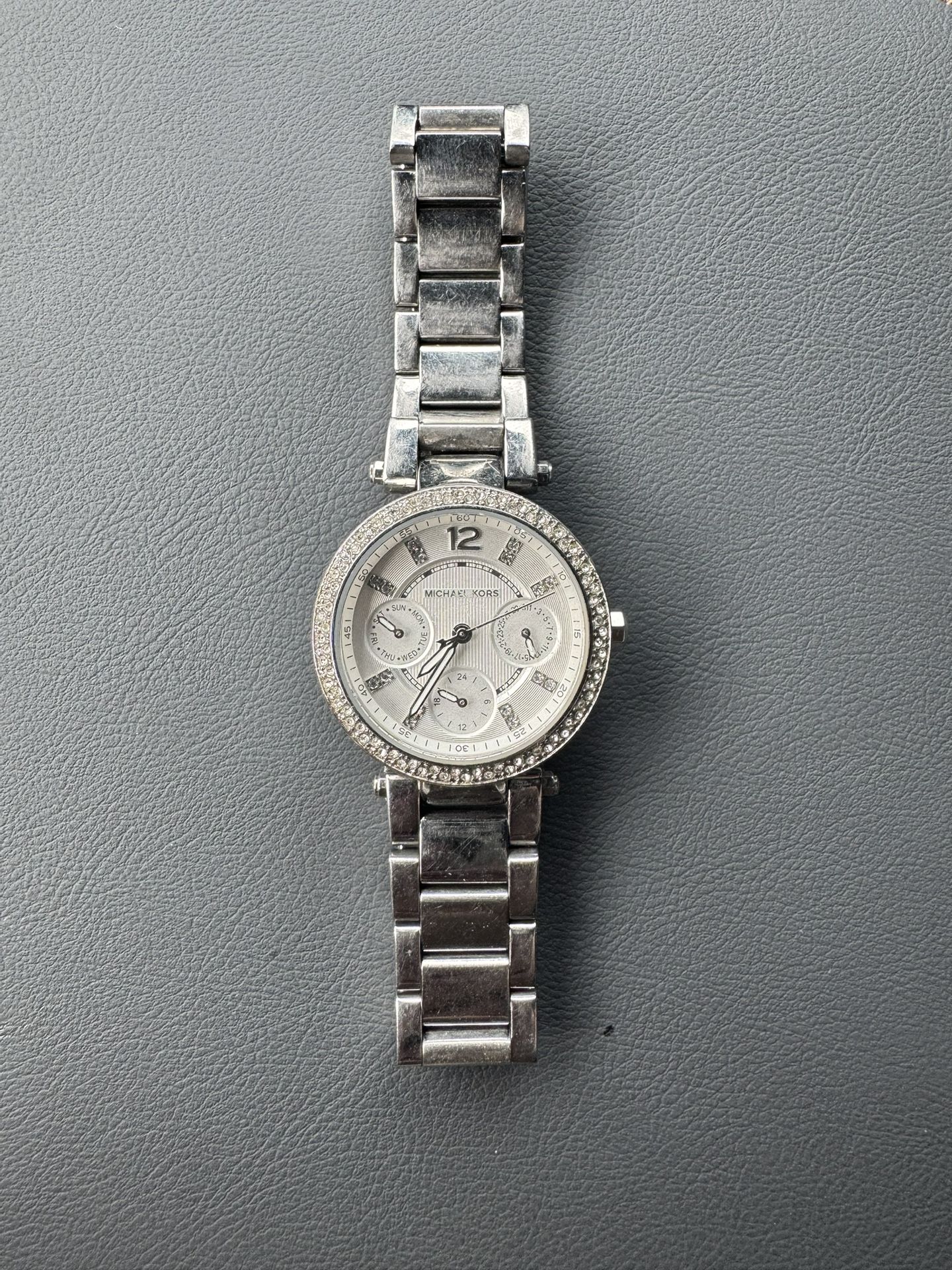 Michael Kors Silver W/ Diamond/Rinestone Bezel