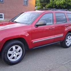 2010 Jeep Grand Cherokee Laredo 