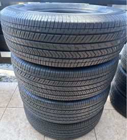 Yokohama geolandar X-CV GO57 245/70R18