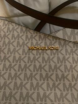 Michael Kors Signature Tote Bag
